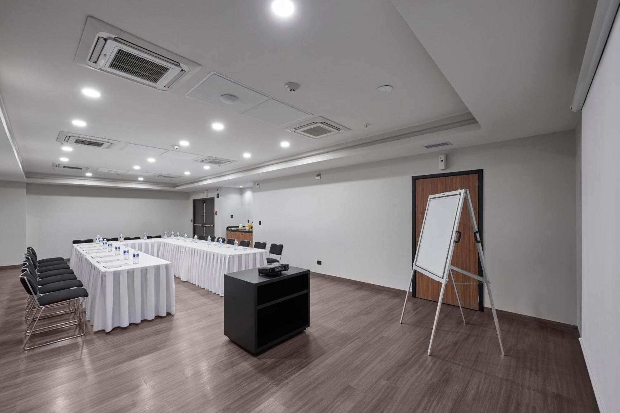 City Express By Marriott Monterrey Lindavista Guadalupe  Εξωτερικό φωτογραφία