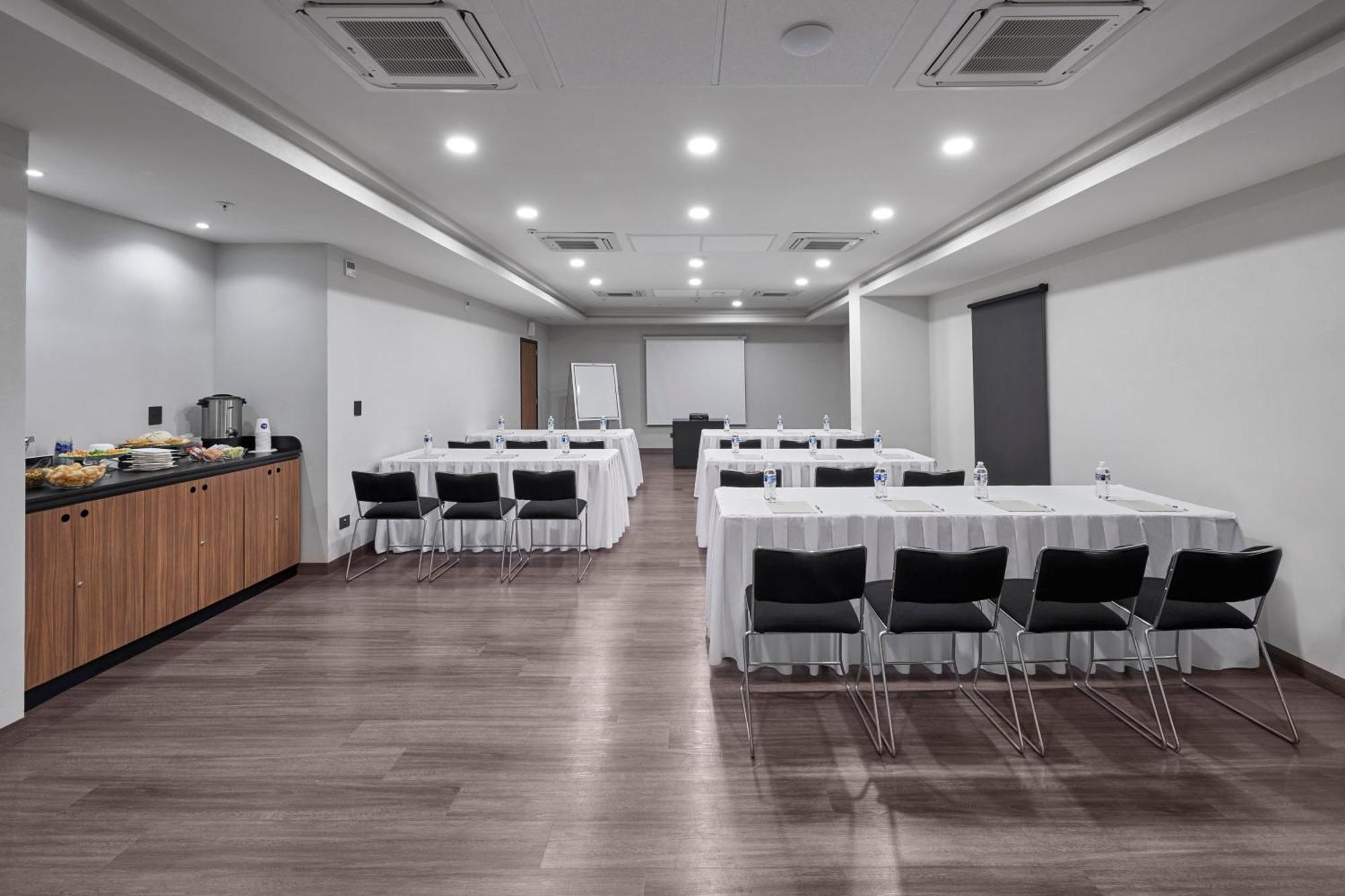 City Express By Marriott Monterrey Lindavista Guadalupe  Εξωτερικό φωτογραφία